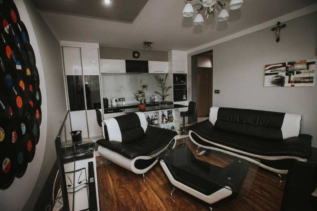 Graffit House Apartment In The Heart Of Cracow Apartment